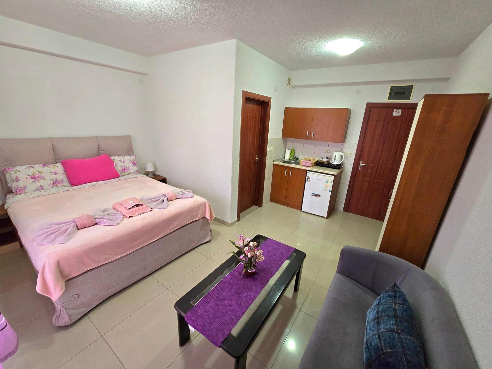 Villa & Apartments Antigona Ohrid Exterior foto